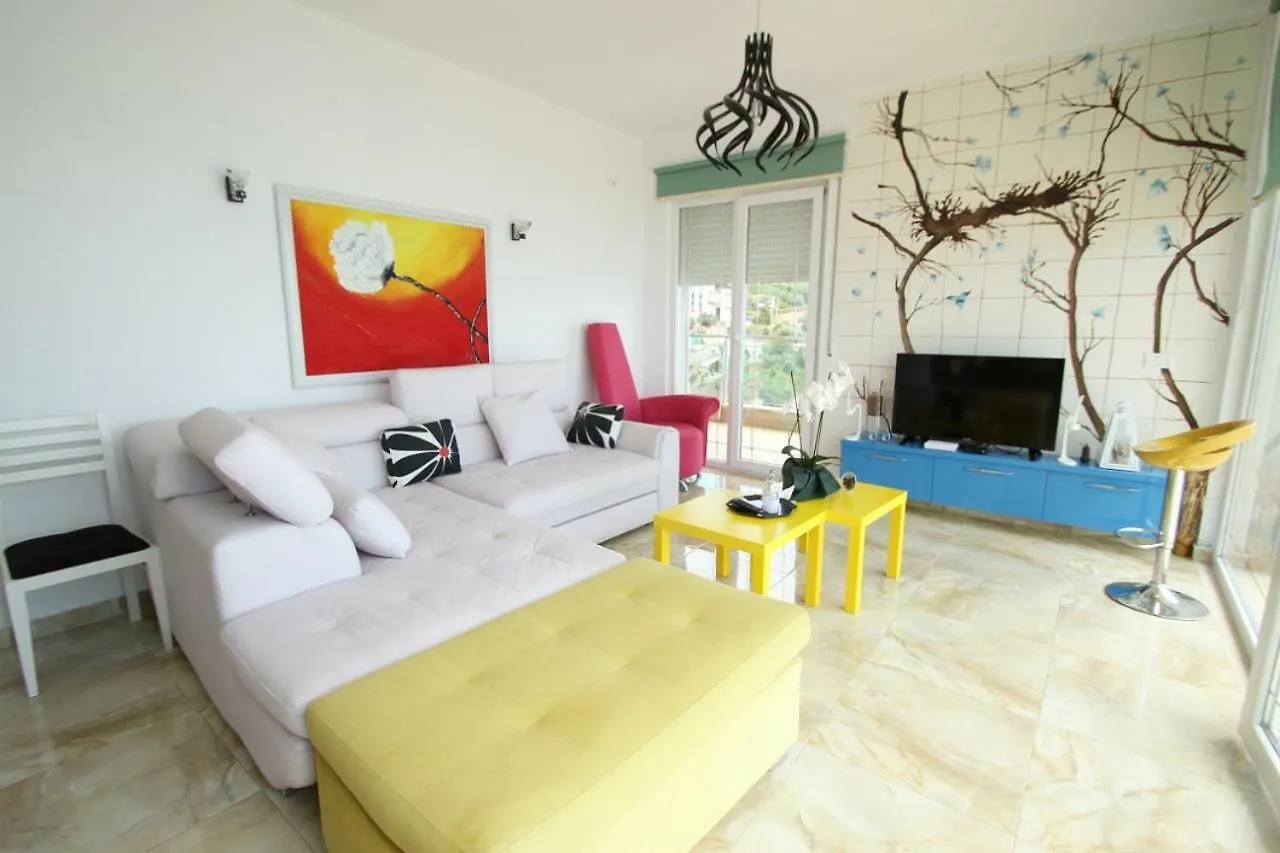 Hakunna Matata Residence & Apartments Vlore
