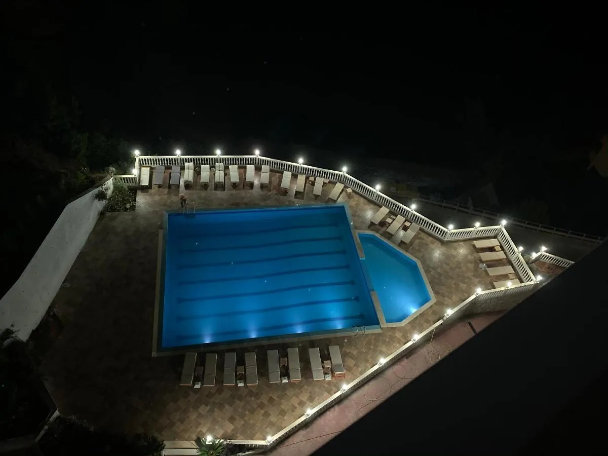 Hakunna Matata Residence & Apartments Vlore